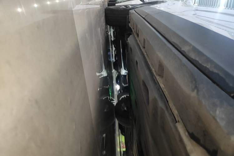 Used Skoda Kamiq 2021 1.5L Automatic Comfort Edition Right Side Sill