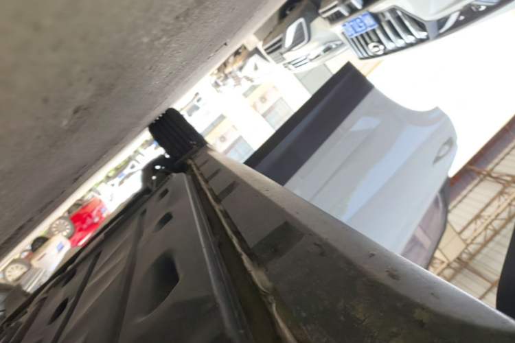 Used Skoda Kamiq 2021 1.5L Automatic Comfort Edition Right Side Sill