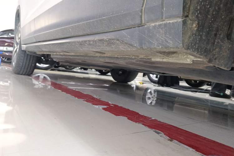 Used Skoda Kamiq 2021 1.5L Automatic Comfort Edition Right Side Sill