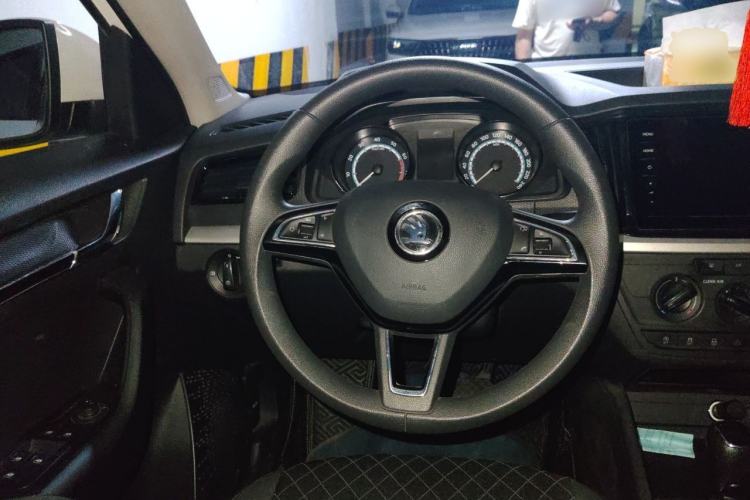 Used Skoda Kamiq 2021 1.5L Automatic Standard Edition Steering Wheel