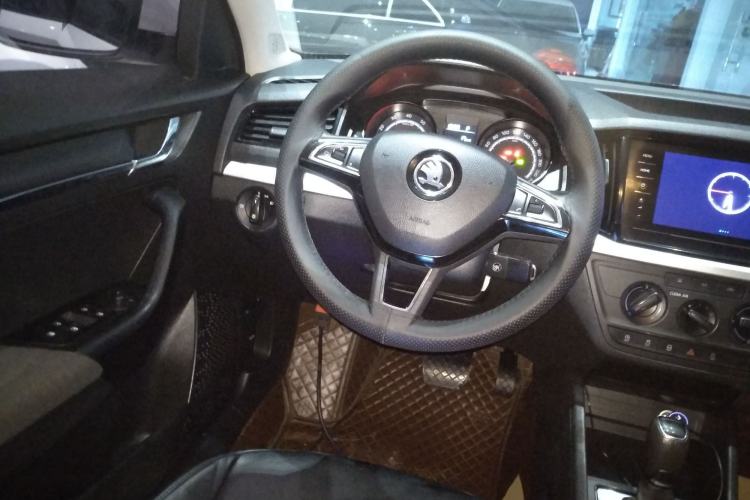 Used Skoda Kamiq 2021 1.5L Automatic Standard Edition Steering Wheel