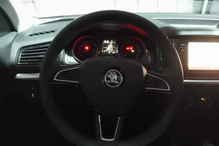 Used Skoda Kamiq 2021 1.5L Automatic Comfort Edition Steering Wheel