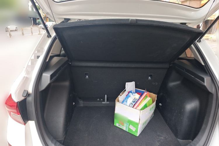 Used Skoda Kamiq 2021 1.5L Automatic Standard Edition Trunk