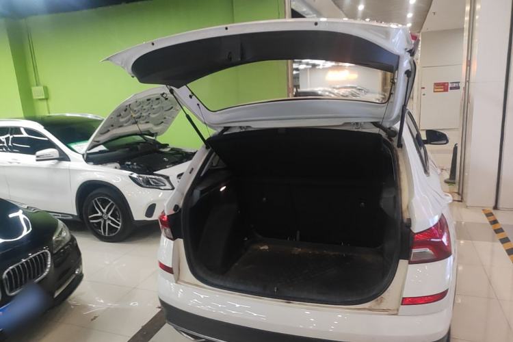 Used Skoda Kamiq 2021 1.5L Automatic Comfort Edition Trunk