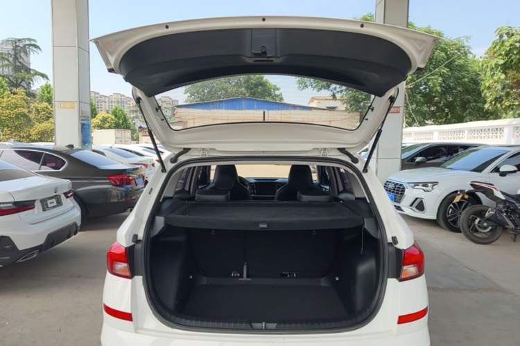 Used Skoda Kamiq 2021 1.5L Automatic Comfort Edition Trunk