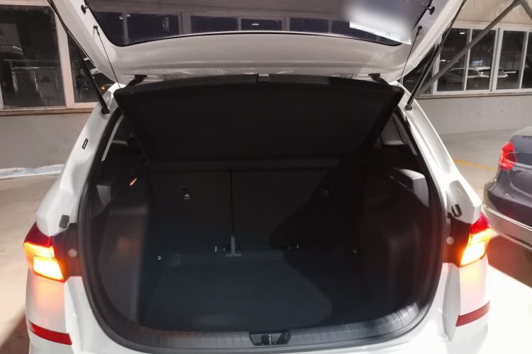 Used Skoda Kamiq 2021 1.5L Automatic Comfort Edition Trunk