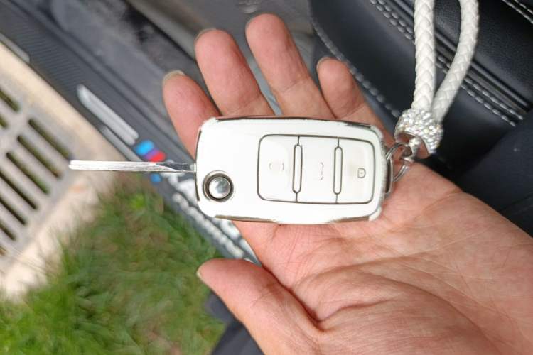 Used Skoda Kamiq 2021 1.5L Manual Standard Edition Vehicle Key