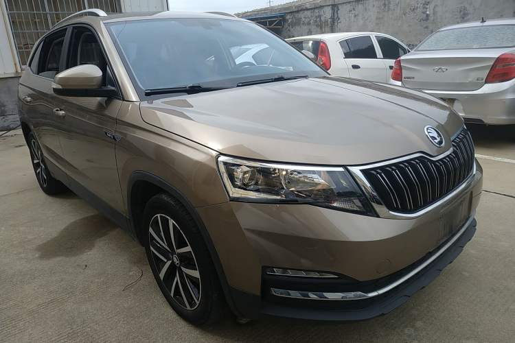 Used Skoda Kamiq 2021 1.5L Automatic Comfort Edition Front Right 45 Deg