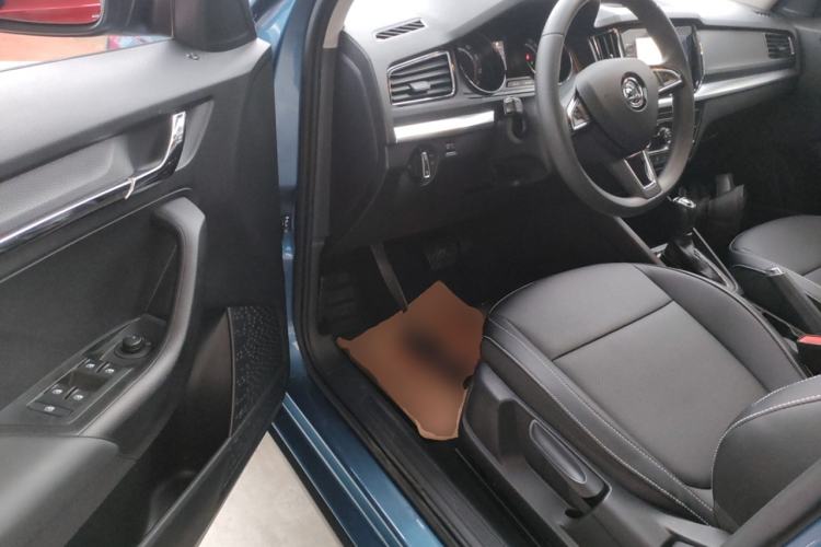 Used Skoda Kamiq 2022 1.5L Automatic Comfort Edition Driver Seat