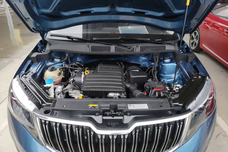 Used Skoda Kamiq 2022 1.5L Automatic Comfort Edition Engine Bay