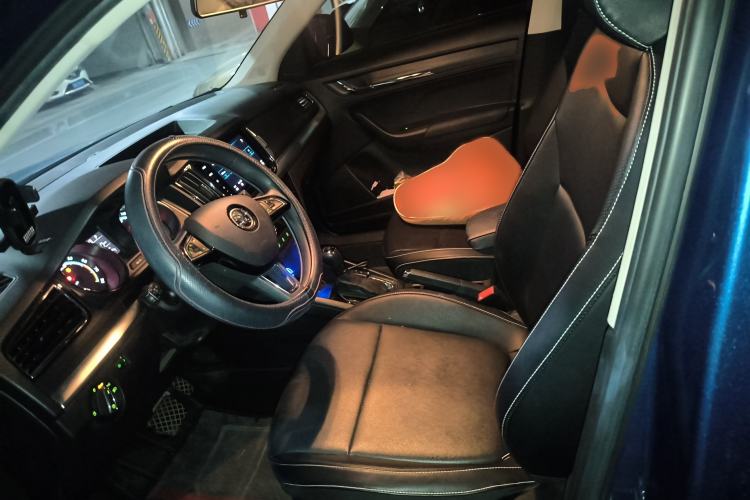 Used Skoda Kamiq 2022 1.5L Automatic Comfort Edition Left Front Seat