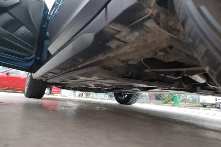 Used Skoda Kamiq 2022 1.5L Automatic Comfort Edition Left Side Sill
