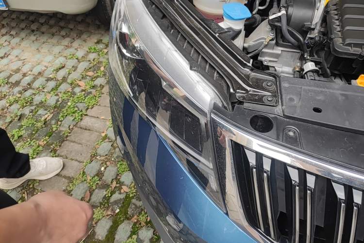 Used Skoda Kamiq 2022 1.5L Automatic Comfort Edition Right Front Headlight