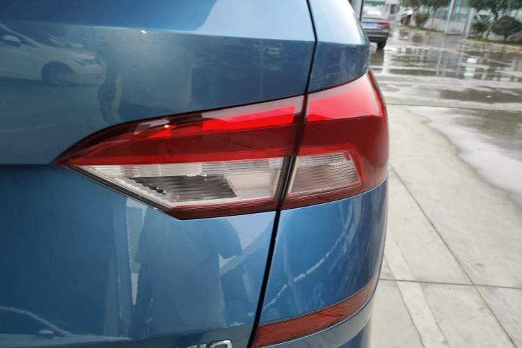 Used Skoda Kamiq 2022 1.5L Automatic Comfort Edition Right Rear Taillight