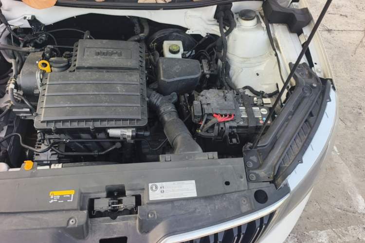 Used Skoda Kamiq 2022 1.5L Automatic Comfort Edition Engine Bay Left