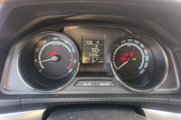 Used Skoda Kamiq 2022 1.5L Automatic Comfort Edition Instrument Cluster