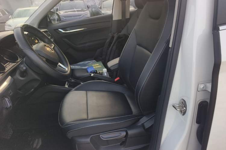 Used Skoda Kamiq 2022 1.5L Automatic Comfort Edition Left Front Seat