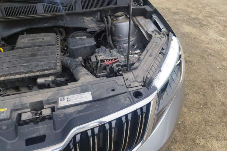 Used Skoda Kamiq 2022 1.5L Automatic Comfort Edition Engine Bay Left