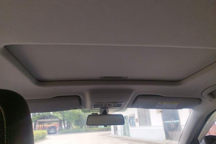 Used Skoda Kamiq 2022 1.5L Automatic Comfort Edition Headliner