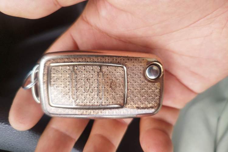 Used Skoda Kamiq 2022 1.5L Automatic Comfort Edition Vehicle Key
