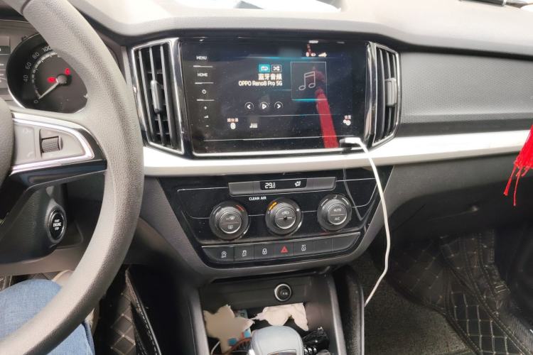 Used Skoda Kamiq 2022 GT 1.5L Automatic Deluxe Edition Audio And AC Panel