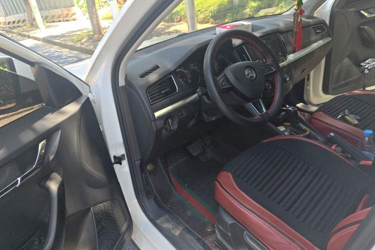 Used Skoda Kamiq 2022 1.5L Automatic Comfort Edition Driver Seat