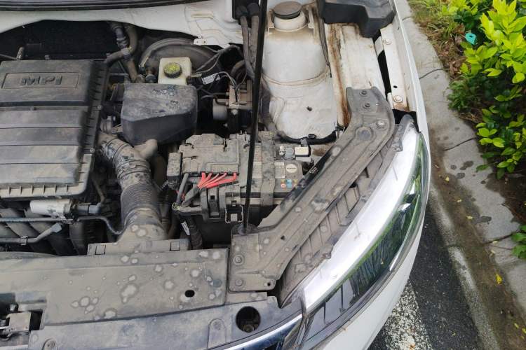 Used Skoda Kamiq 2022 1.5L Automatic Comfort Edition Engine Bay Left