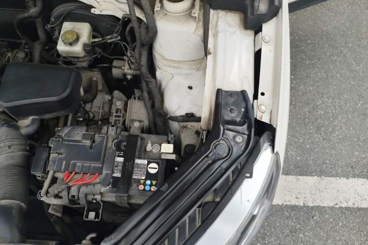 Used Skoda Kamiq 2022 1.5L Automatic Comfort Edition Engine Bay Left