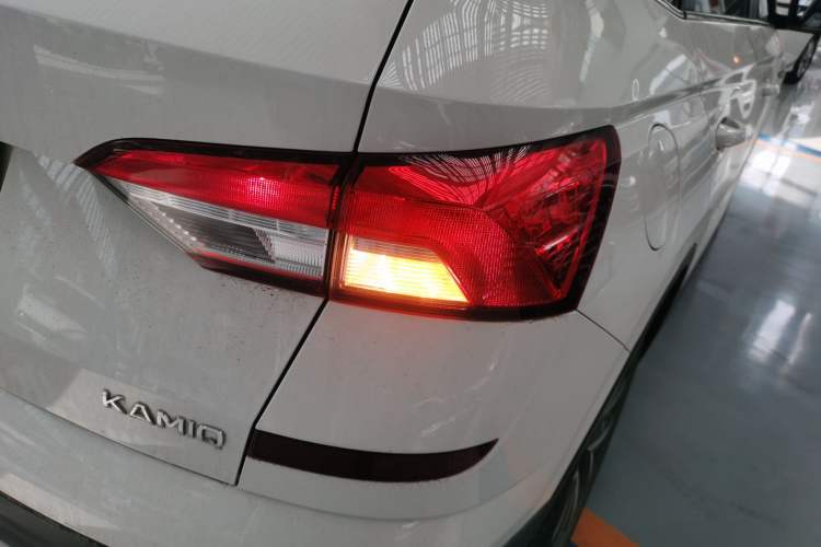 Used Skoda Kamiq 2022 1.5L Automatic Comfort Edition Exterior 3