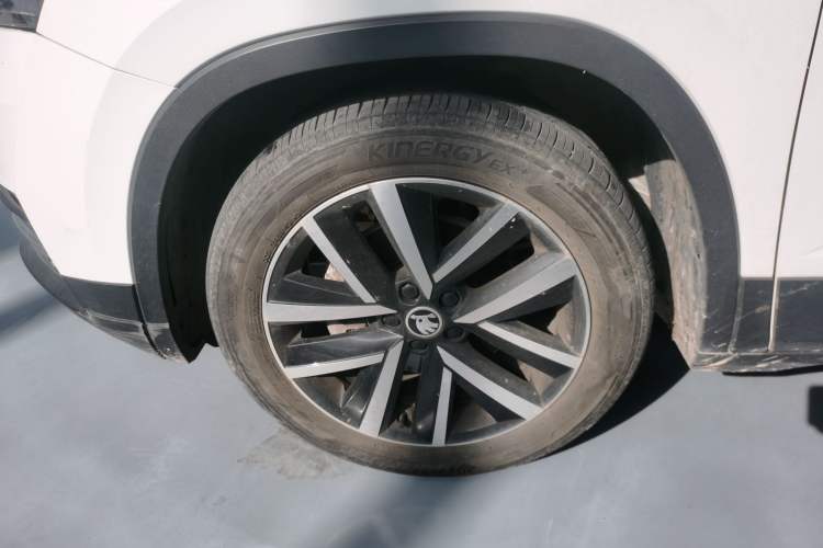 Used Skoda Kamiq 2022 1.5L Automatic Comfort Edition Exterior 4