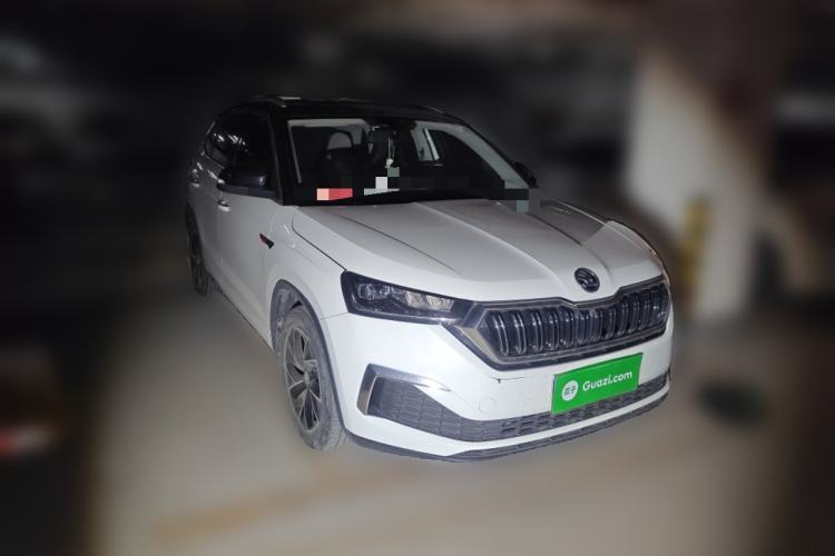 Used Skoda Kamiq 2022 GT 1.5L Automatic Deluxe Edition Front Right 45 Deg