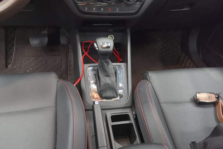 Used Skoda Kamiq 2022 GT 1.5L Automatic Deluxe Edition Gear Lever