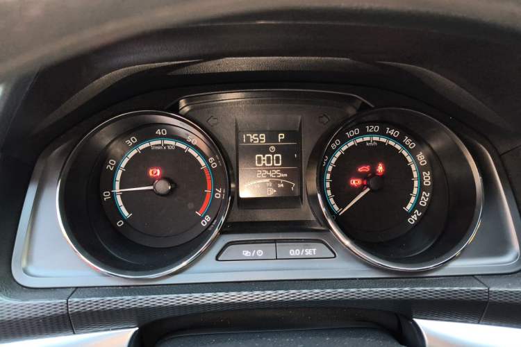 Used Skoda Kamiq 2022 1.5L Automatic Comfort Edition Instrument Cluster