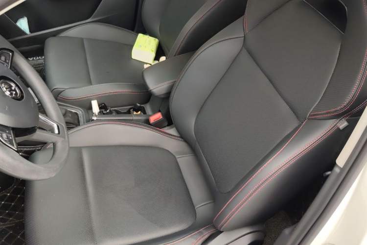 Used Skoda Kamiq 2022 GT 1.5L Automatic Deluxe Edition Interior 1