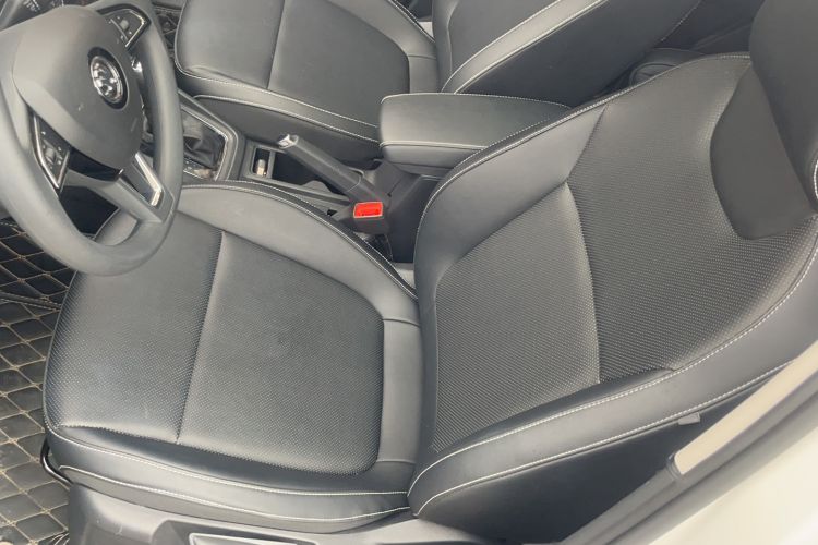 Used Skoda Kamiq 2022 1.5L Automatic Comfort Edition Interior 3
