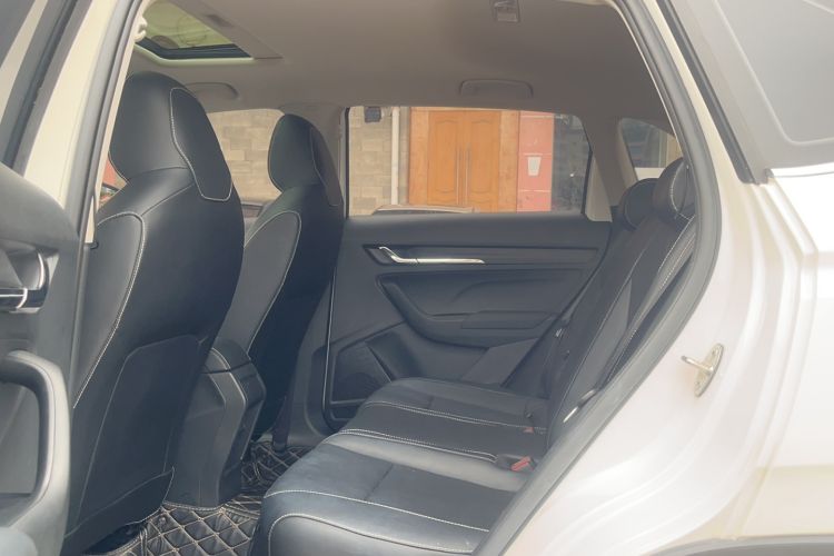 Used Skoda Kamiq 2022 1.5L Automatic Comfort Edition Interior 4