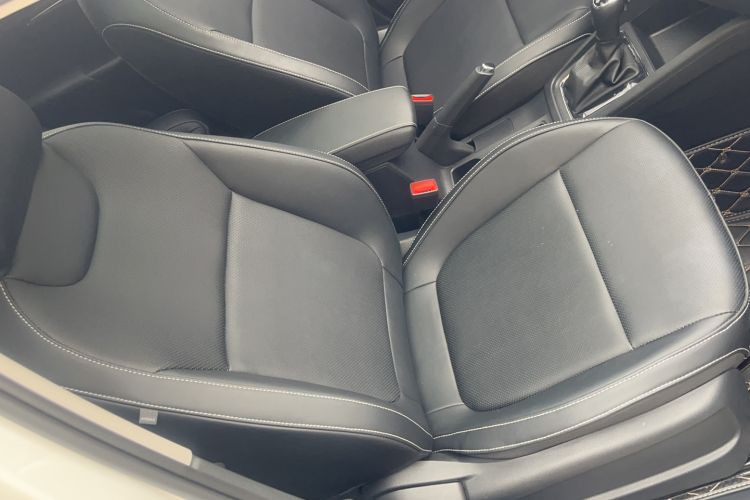 Used Skoda Kamiq 2022 1.5L Automatic Comfort Edition Interior 5