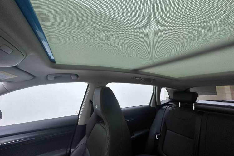 Used Skoda Kamiq 2022 GT 1.5L Automatic Deluxe Edition Interior 6