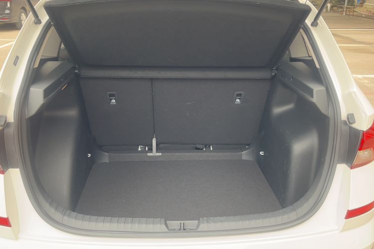 Used Skoda Kamiq 2022 1.5L Automatic Comfort Edition Interior 7