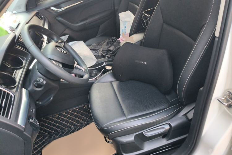 Used Skoda Kamiq 2022 1.5L Automatic Comfort Edition Left Front Seat