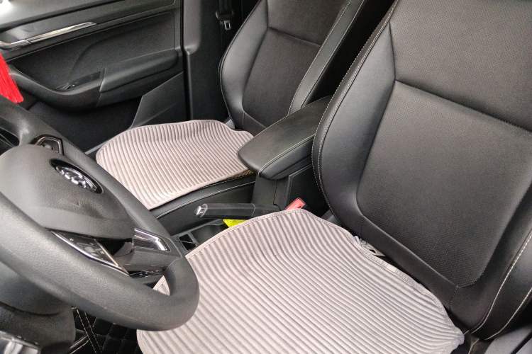 Used Skoda Kamiq 2022 1.5L Automatic Comfort Edition Left Front Seat