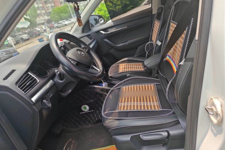 Used Skoda Kamiq 2022 1.5L Automatic Comfort Edition Left Front Seat