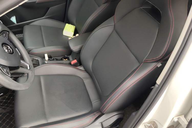 Used Skoda Kamiq 2022 GT 1.5L Automatic Deluxe Edition Left Front Seat
