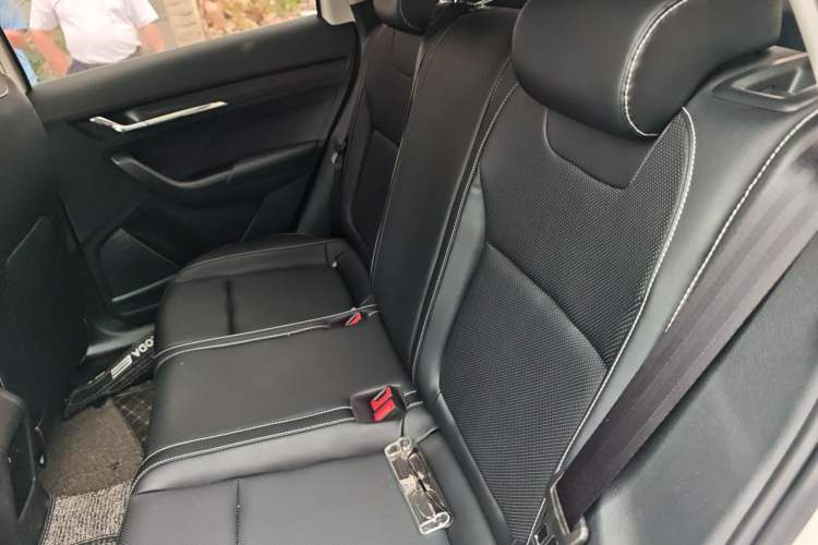 Used Skoda Kamiq 2022 1.5L Automatic Comfort Edition Left Rear Seat