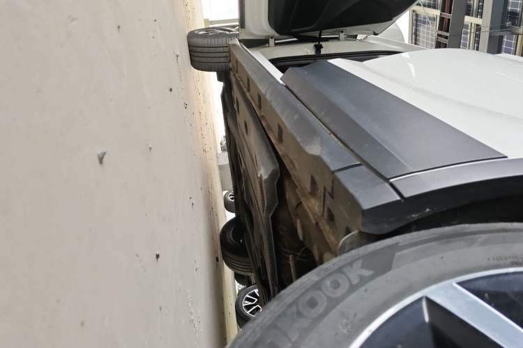 Used Skoda Kamiq 2022 1.5L Automatic Comfort Edition Left Side Sill