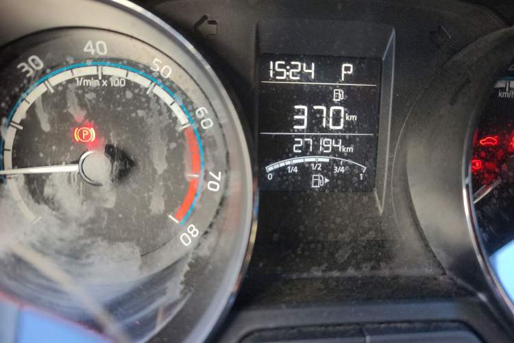 Used Skoda Kamiq 2022 1.5L Automatic Comfort Edition Odometer Close Up