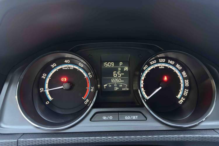 Used Skoda Kamiq 2022 GT 1.5L Automatic Deluxe Edition Odometer Close Up