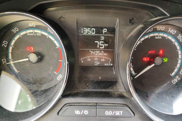 Used Skoda Kamiq 2022 GT 1.5L Automatic Deluxe Edition Odometer Close Up