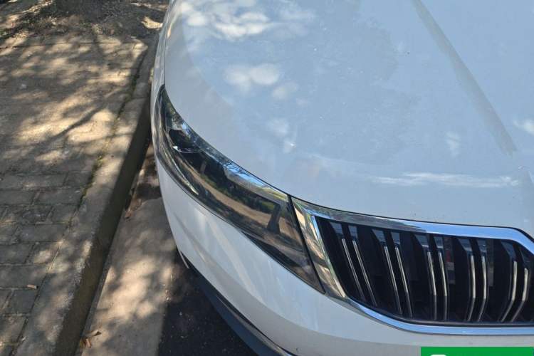 Used Skoda Kamiq 2022 1.5L Automatic Comfort Edition Right Front Headlight