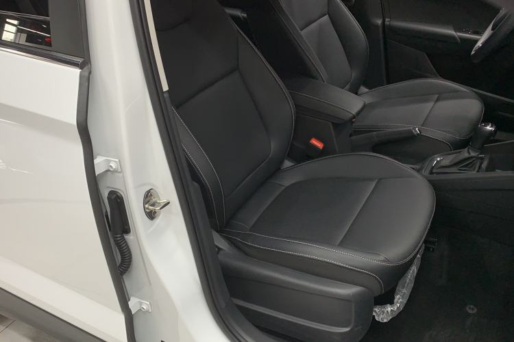 Used Skoda Kamiq 2022 1.5L Automatic Comfort Edition Right Front Seat